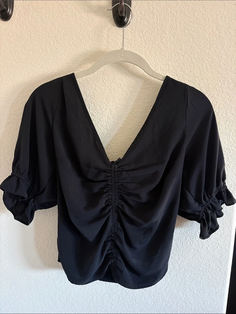 Abercrombie & Fitch Black Ruched V-Neck Puff Sleeve Blouse